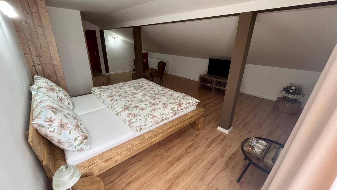 Apartmany Stanos Bikes Revúca Exteriör bild